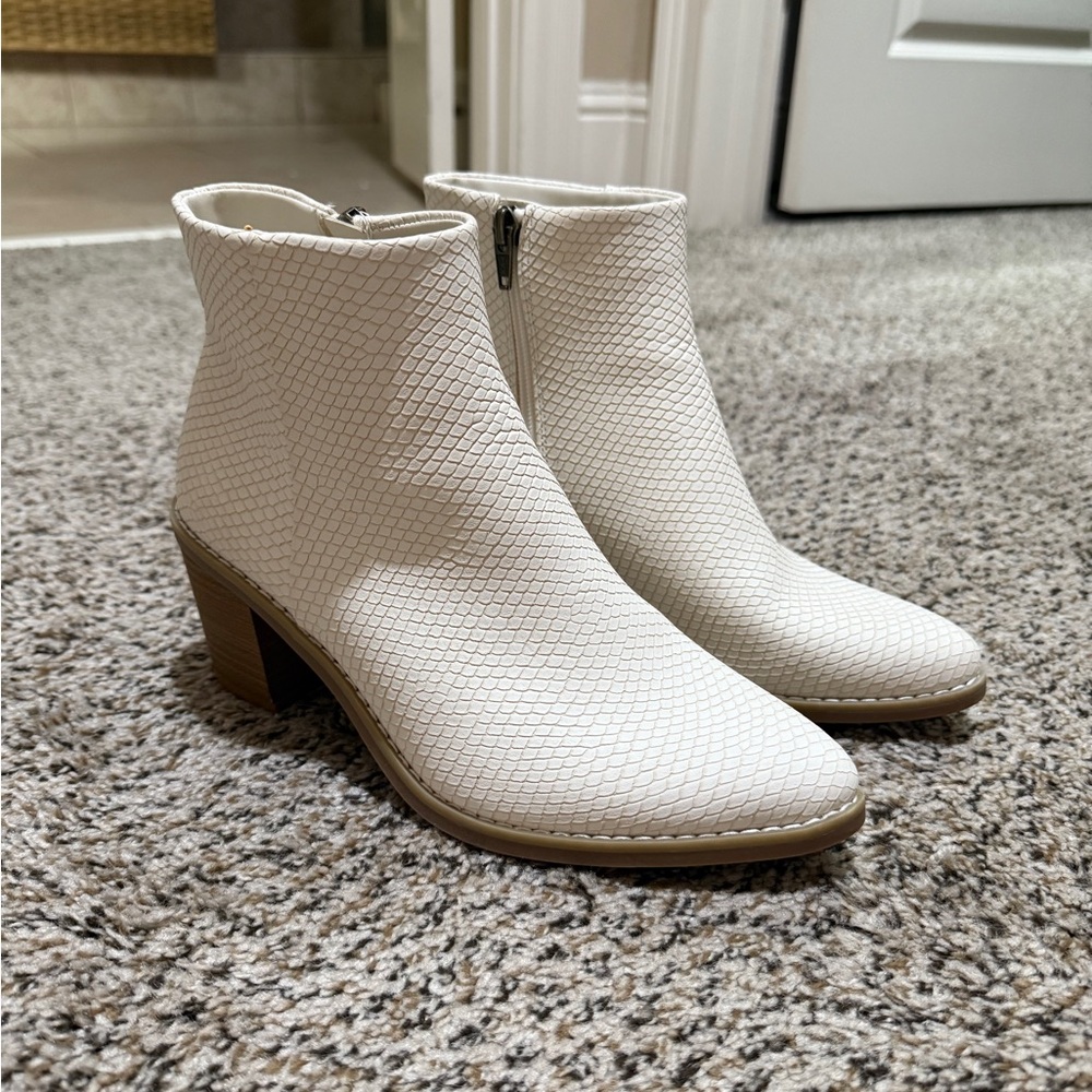 White Textured Ankle Boots - Target - size 7